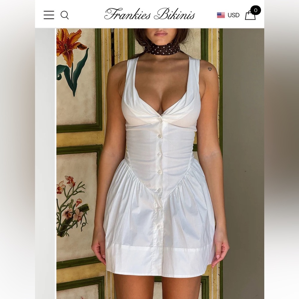 NWT!! White corset dress with pockets!